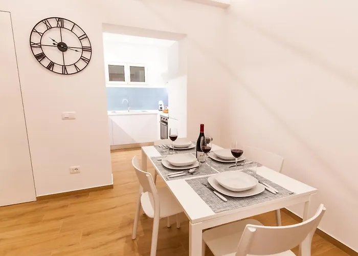 White Home